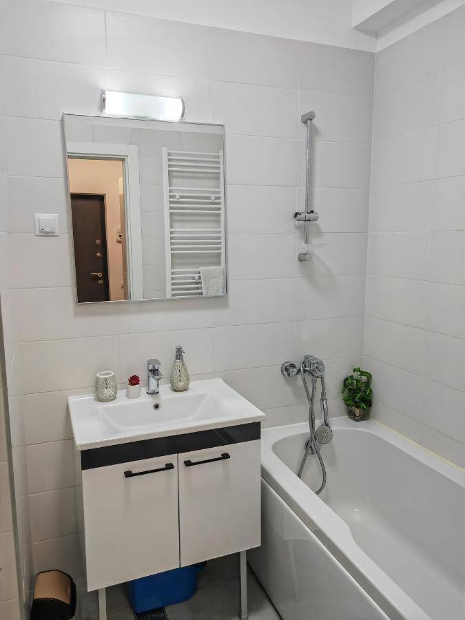 Sunset Bucharest 84 Apartman Kültér fotó